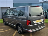 Volkswagen Caravelle Image 3