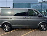 Volkswagen Caravelle Image 4