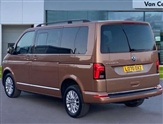 Volkswagen Caravelle Image 3