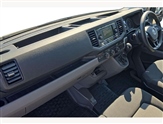 Volkswagen Crafter Image 2