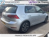 Volkswagen Golf Image 4