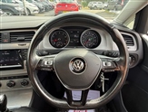 Volkswagen Golf Image 6