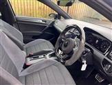 Volkswagen Golf Image 2