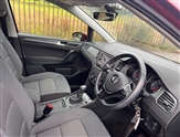 Volkswagen Golf Image 2