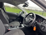 Volkswagen Golf Image 2