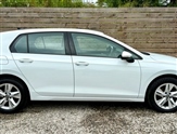 Volkswagen Golf Image 2