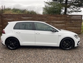 Volkswagen Golf Image 2