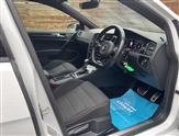 Volkswagen Golf Image 5