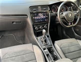 Volkswagen Golf Image 3