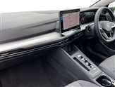 Volkswagen Golf Image 2