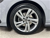 Volkswagen Golf Image 5