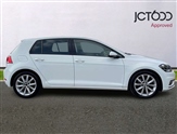 Volkswagen Golf Image 4