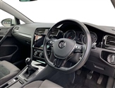 Volkswagen Golf Image 6