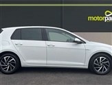 Volkswagen Golf Image 2