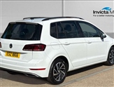 Volkswagen Golf Image 3