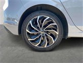 Volkswagen Golf Image 6