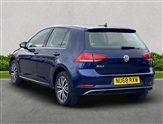 Volkswagen Golf Image 2
