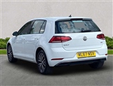 Volkswagen Golf Image 2
