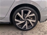 Volkswagen Golf Image 6