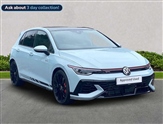 Volkswagen Golf Image 1