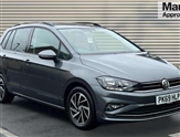Volkswagen Golf Image 1