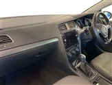 Volkswagen Golf Image 2