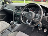 Volkswagen Golf Image 6