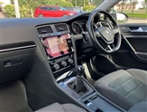 Volkswagen Golf Image 2