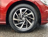 Volkswagen Golf Image 5
