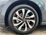 Volkswagen Golf Image 5