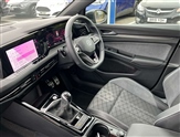 Volkswagen Golf Image 2