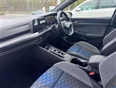Volkswagen Golf Image 2