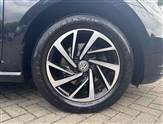 Volkswagen Golf Image 5