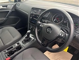 Volkswagen Golf Image 6