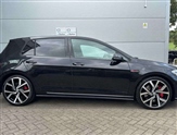 Volkswagen Golf Image 4