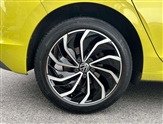 Volkswagen Golf Image 5
