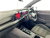 Volkswagen Golf Image 2