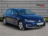 Volkswagen Golf Image 1