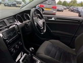 Volkswagen Golf Image 2