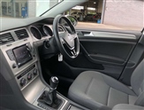 Volkswagen Golf Image 2