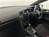 Volkswagen Golf Image 2