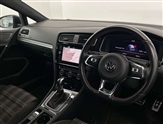 Volkswagen Golf Image 6