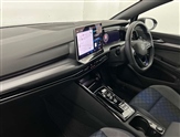Volkswagen Golf Image 2