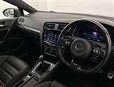Volkswagen Golf Image 6