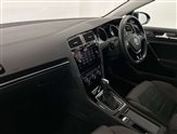 Volkswagen Golf Image 2