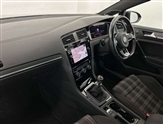 Volkswagen Golf Image 2