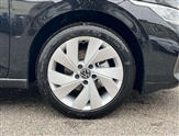 Volkswagen Golf Image 5