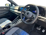 Volkswagen Golf Image 6