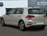 Volkswagen Golf Image 3