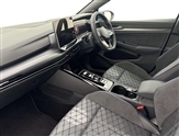Volkswagen Golf Image 2